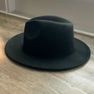 Black Adjustable Fall Fashion Hat